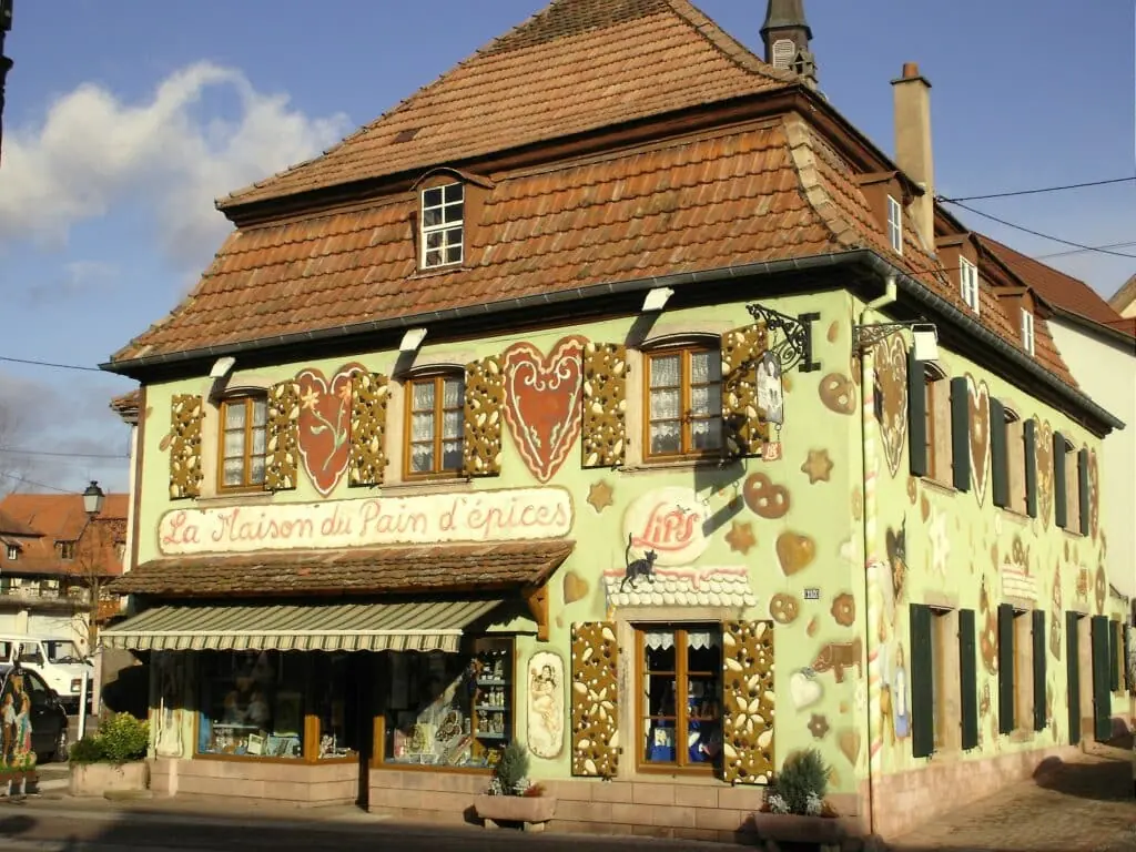 La Maison du Pain d'Épices à Gertwiller — capitale alsacienne et mondiale de cette spécialité depuis le XVIIe siècle